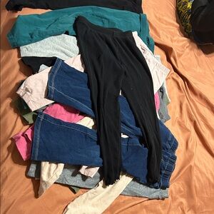 12 pairs of 4t leggings